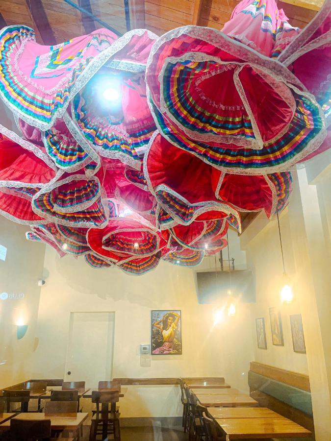 Echo Zen Hostel ロサンゼルス エクステリア 写真