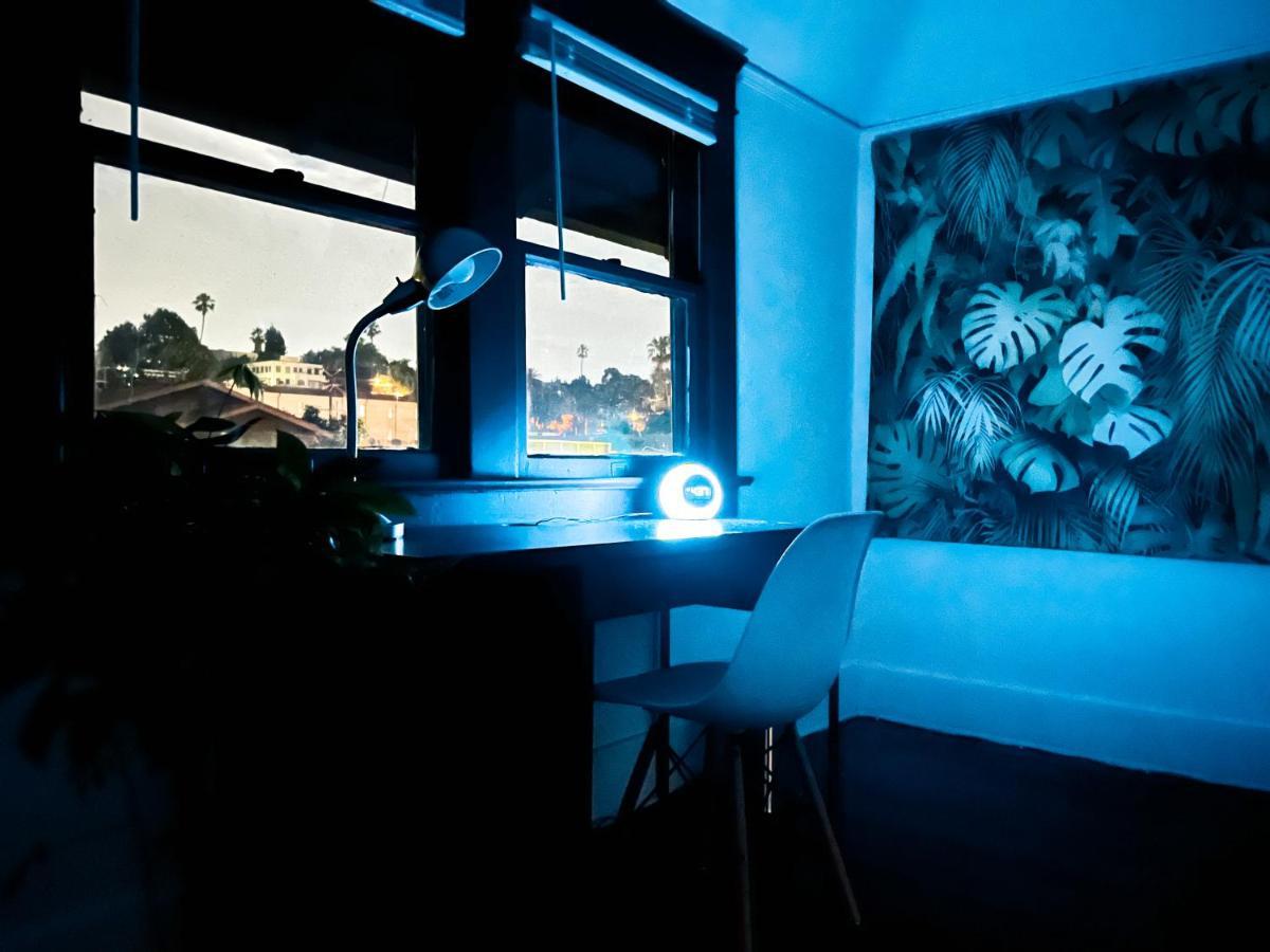 Echo Zen Hostel ロサンゼルス エクステリア 写真