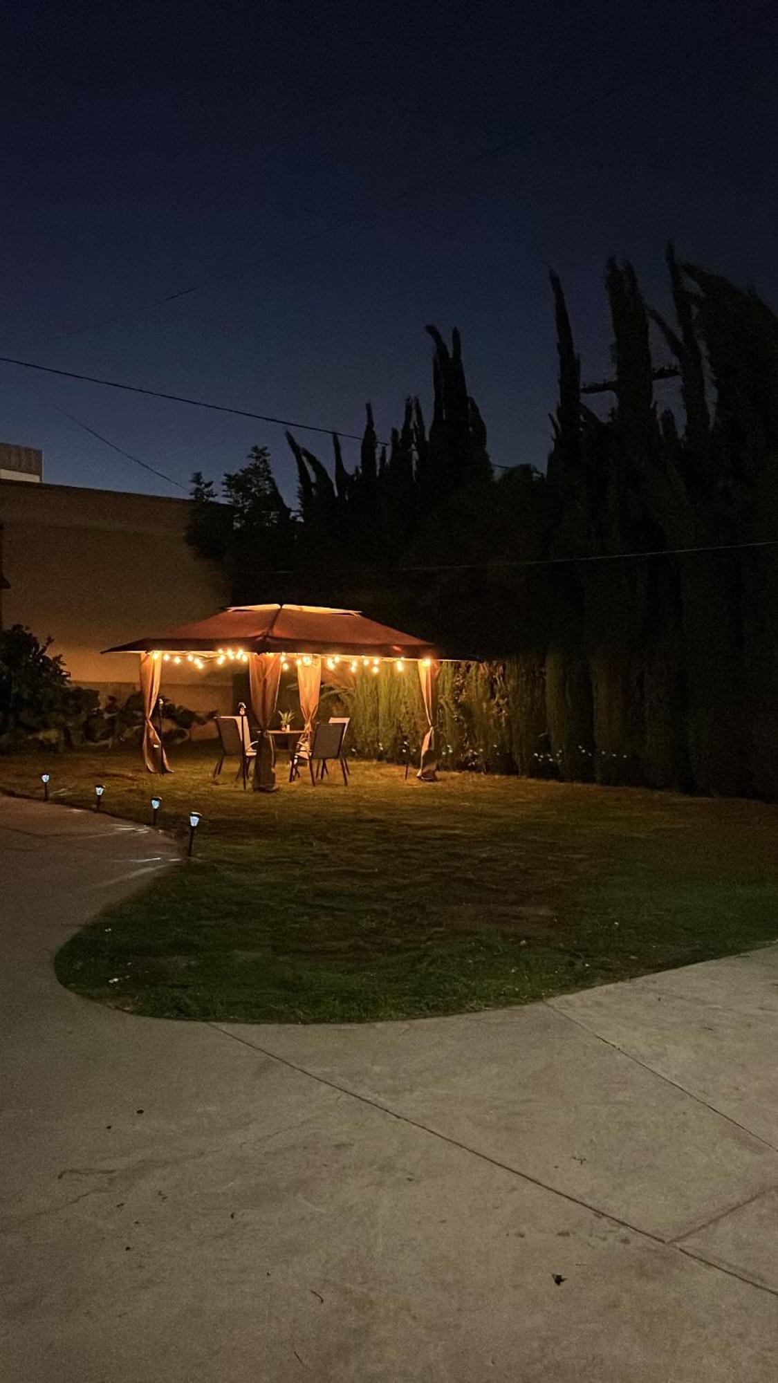 Echo Zen Hostel ロサンゼルス エクステリア 写真