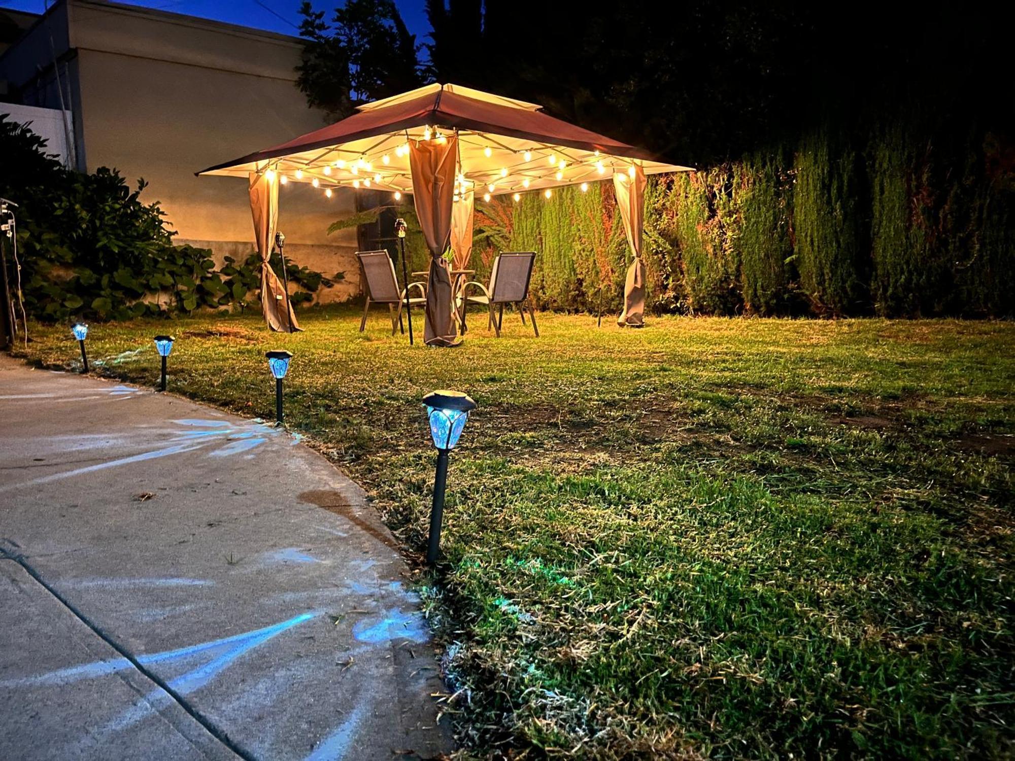 Echo Zen Hostel ロサンゼルス エクステリア 写真