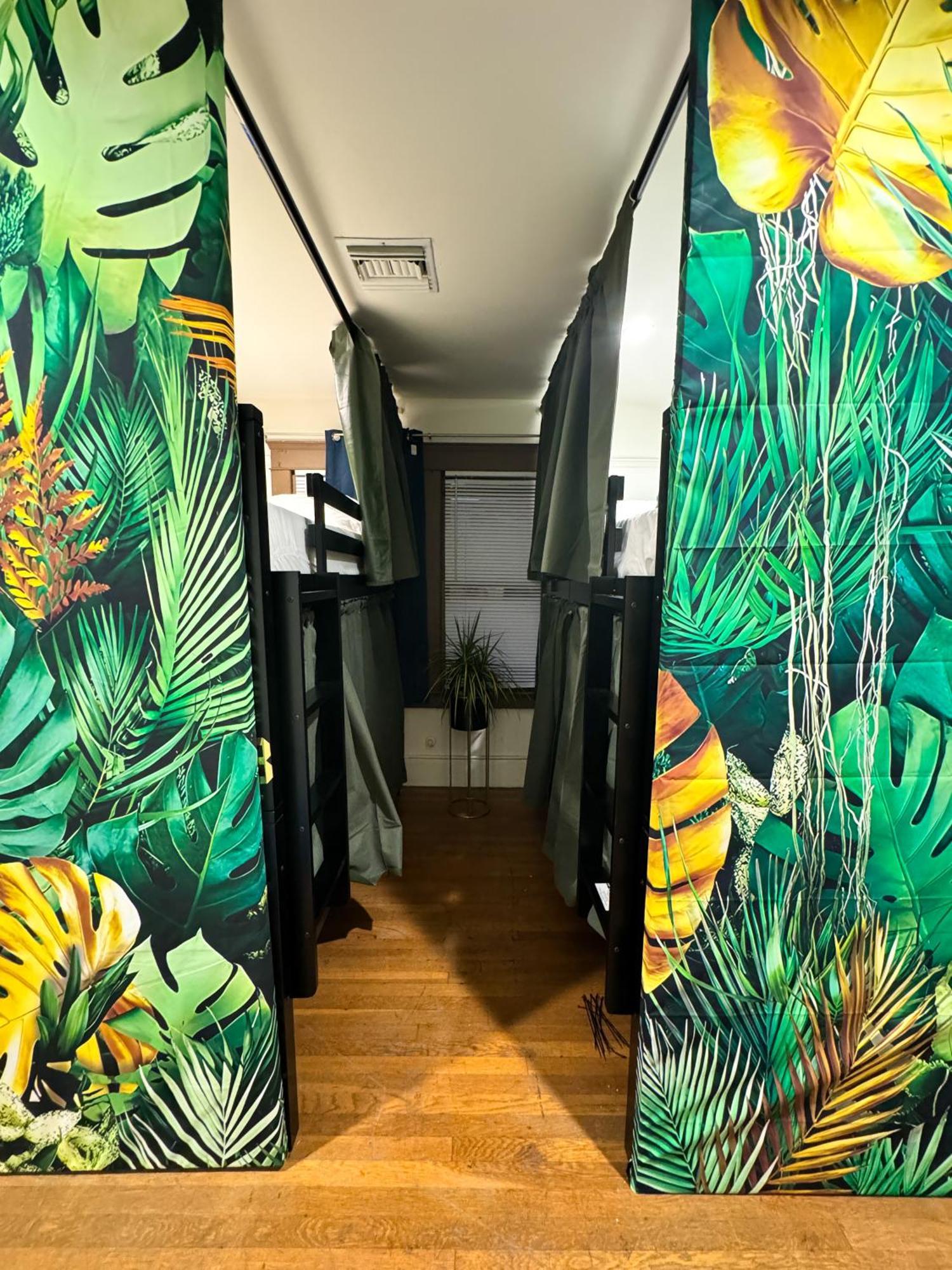 Echo Zen Hostel ロサンゼルス エクステリア 写真