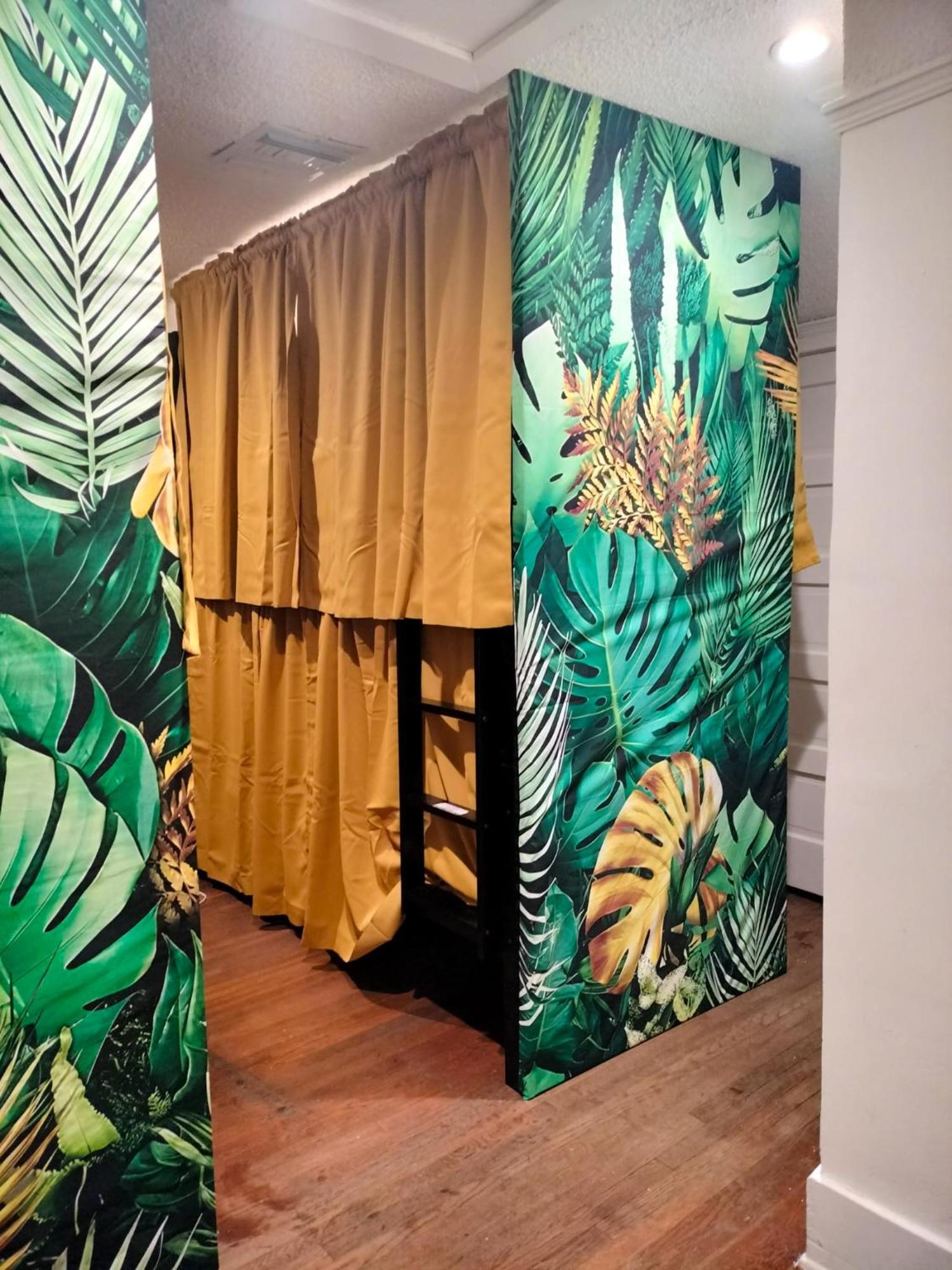 Echo Zen Hostel ロサンゼルス エクステリア 写真